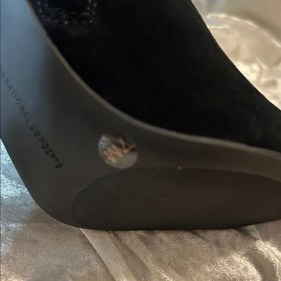 NWOB INC LEATHER BLACK SUEDE BOOTS 7 - Picture 10 of 11